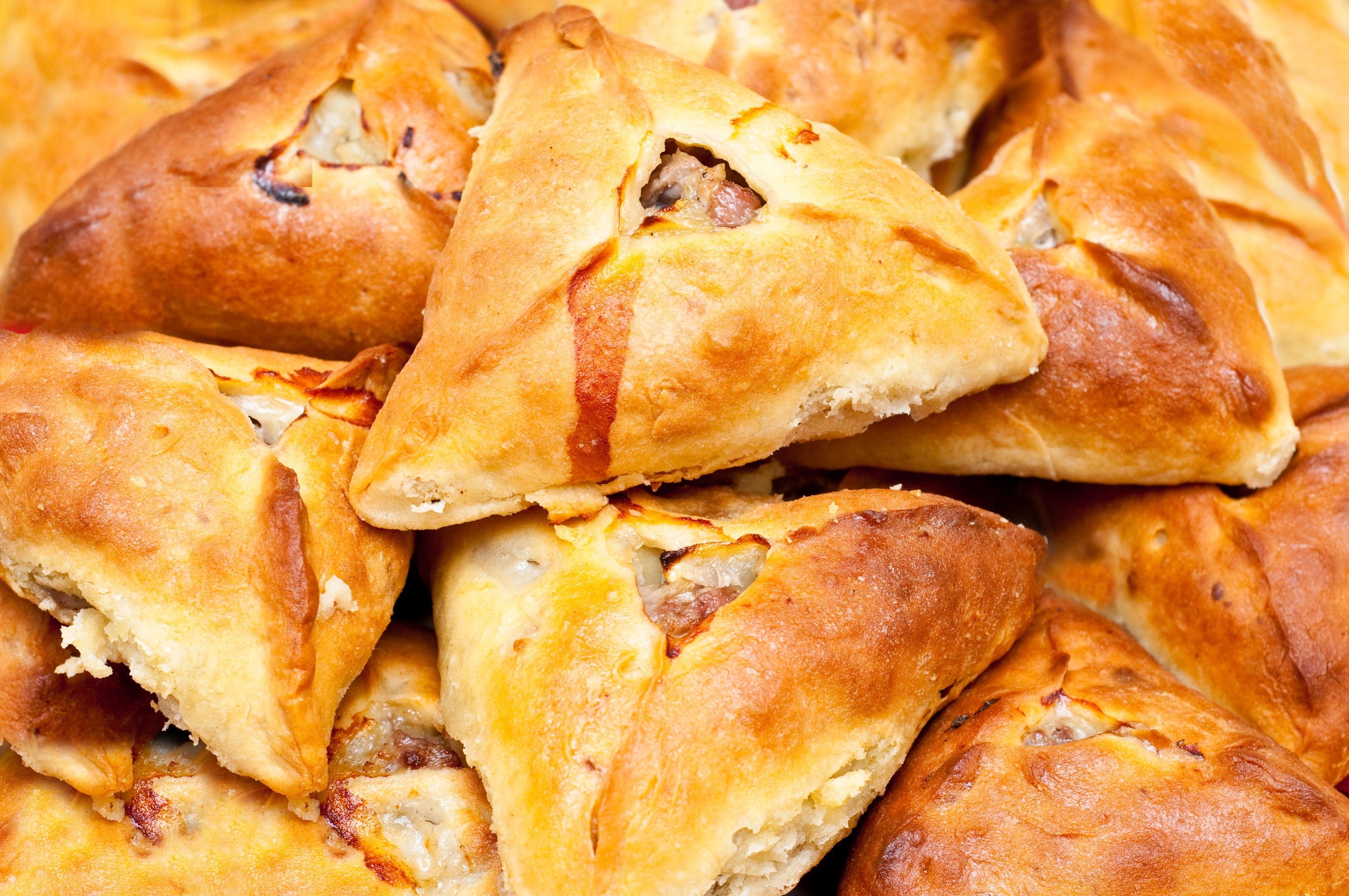 meat and potato mini pot pies