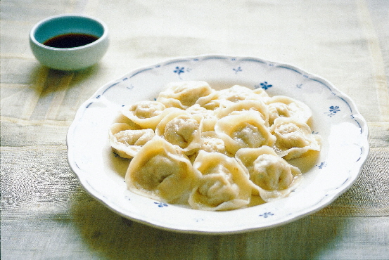 a_dumpling_plate